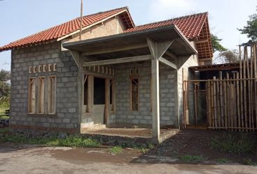 DIJUAL RUMAH SLEMAN : RUMAH SETENGAH BANGUN