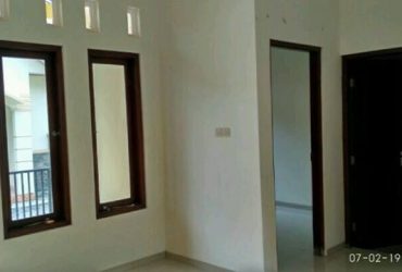 DIJUAL RUMAH SLEMAN : RUMAH DEKAT INSTIPER